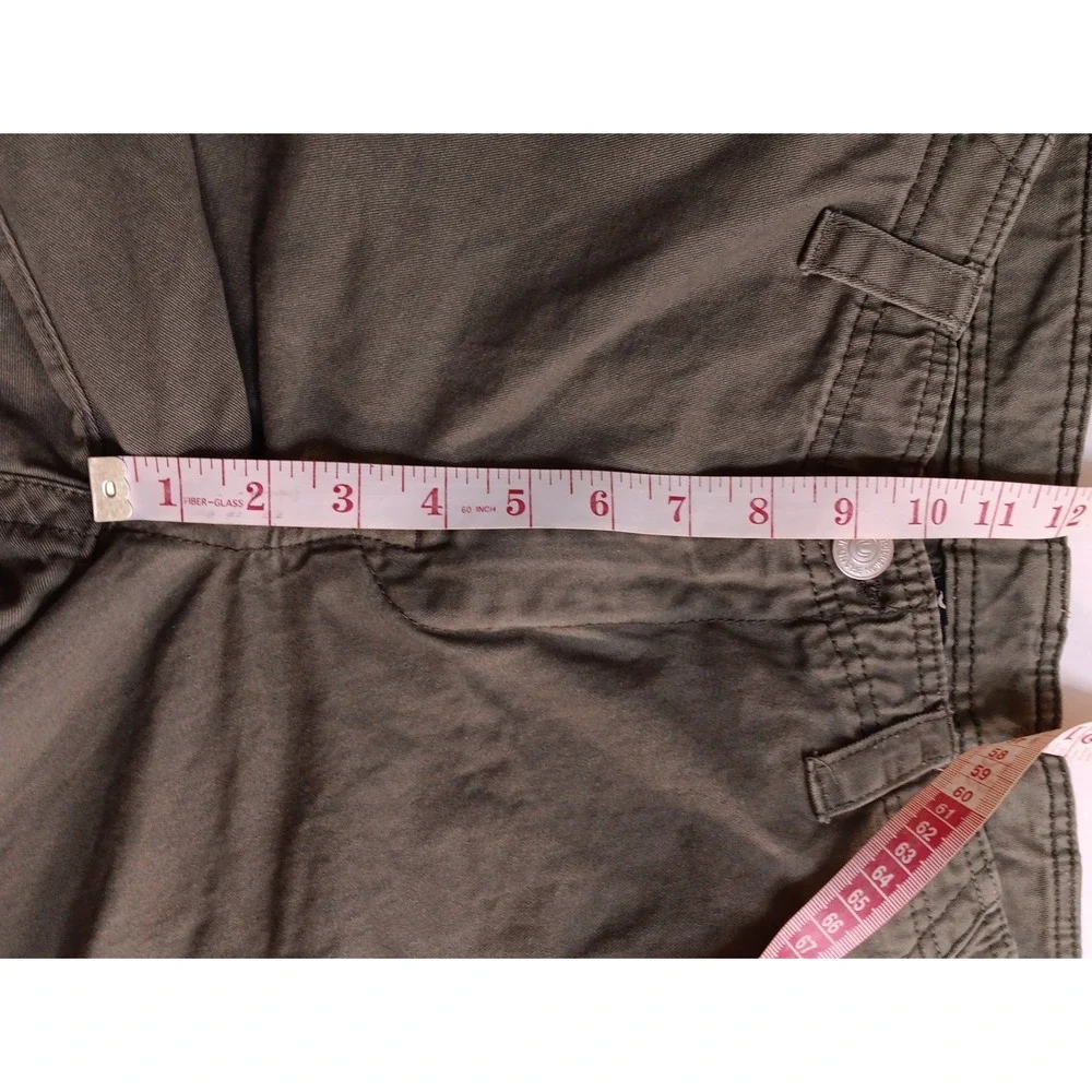 True Religion Men's Cargo Shorts Sz 30 Olive Green Flap Pockets  2 Snags See Pic